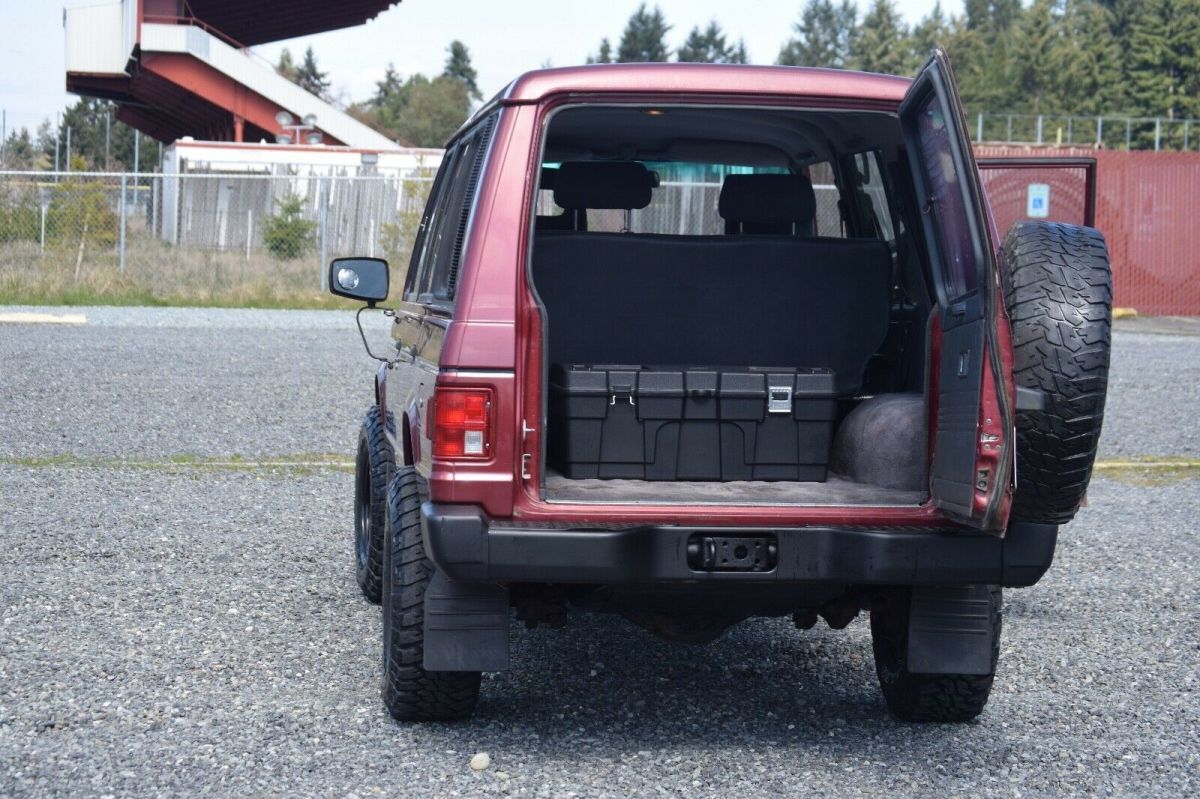 1989 Mitsubishi Montero LS - photo 10