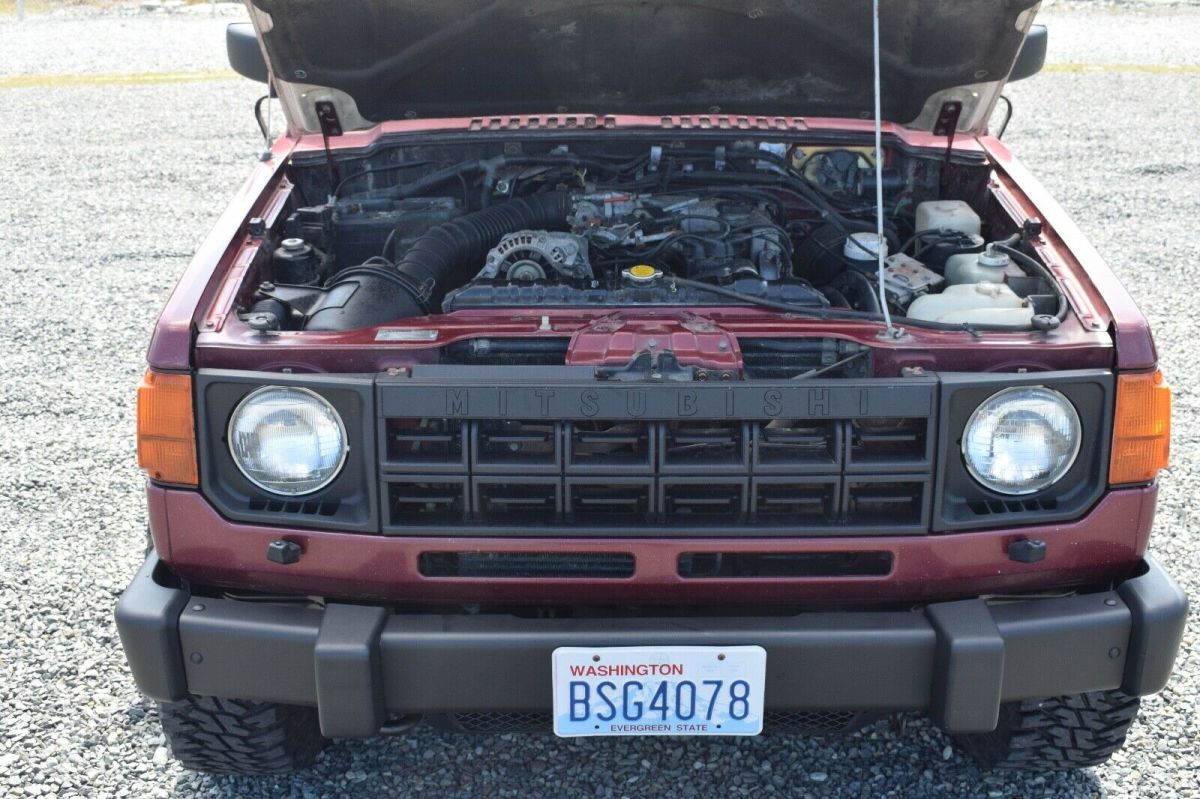 1989 Mitsubishi Montero LS - photo 11