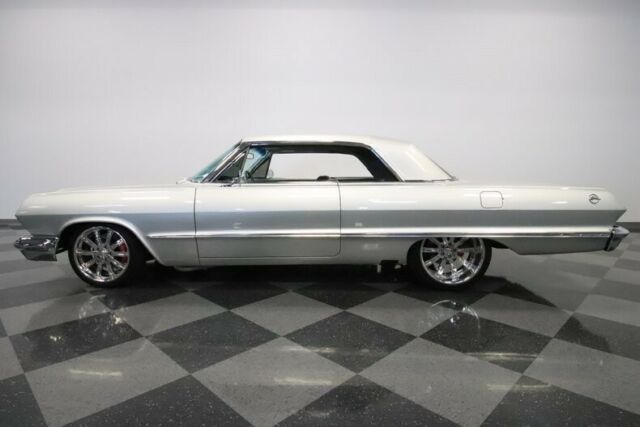 1963 Chevrolet Impala Restomod - photo 3