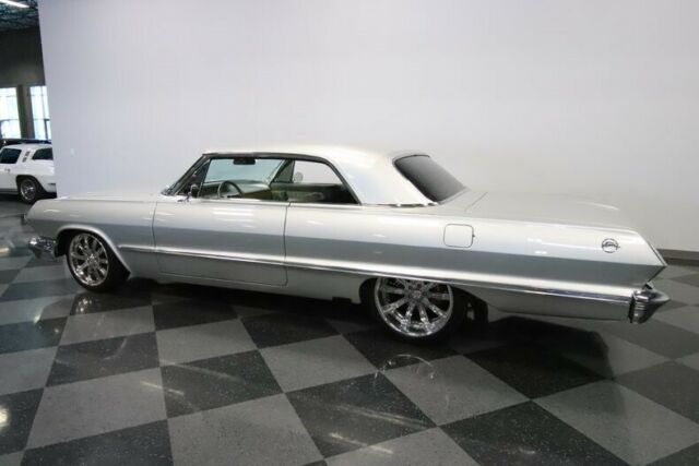1963 Chevrolet Impala Restomod - photo 9
