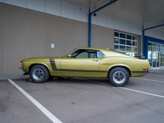1970 Ford Mustang Boss 302 Very Original Lightly Restored Well Docum - photo 8