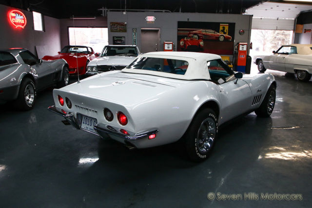 1969 Chevrolet Corvette Stingray Convertible - photo 7