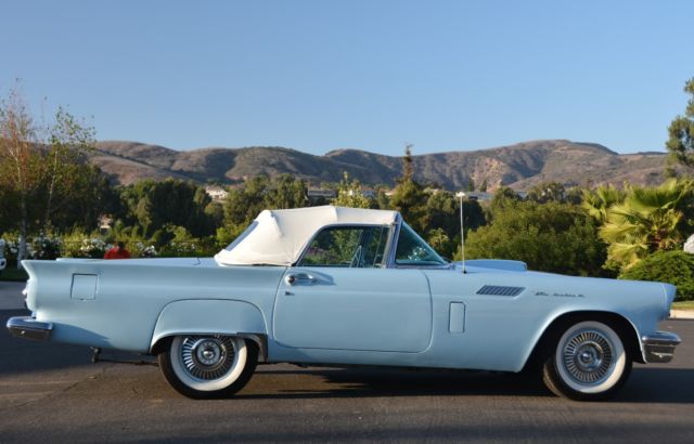 1957 Ford Thunderbird Roadster - photo 3
