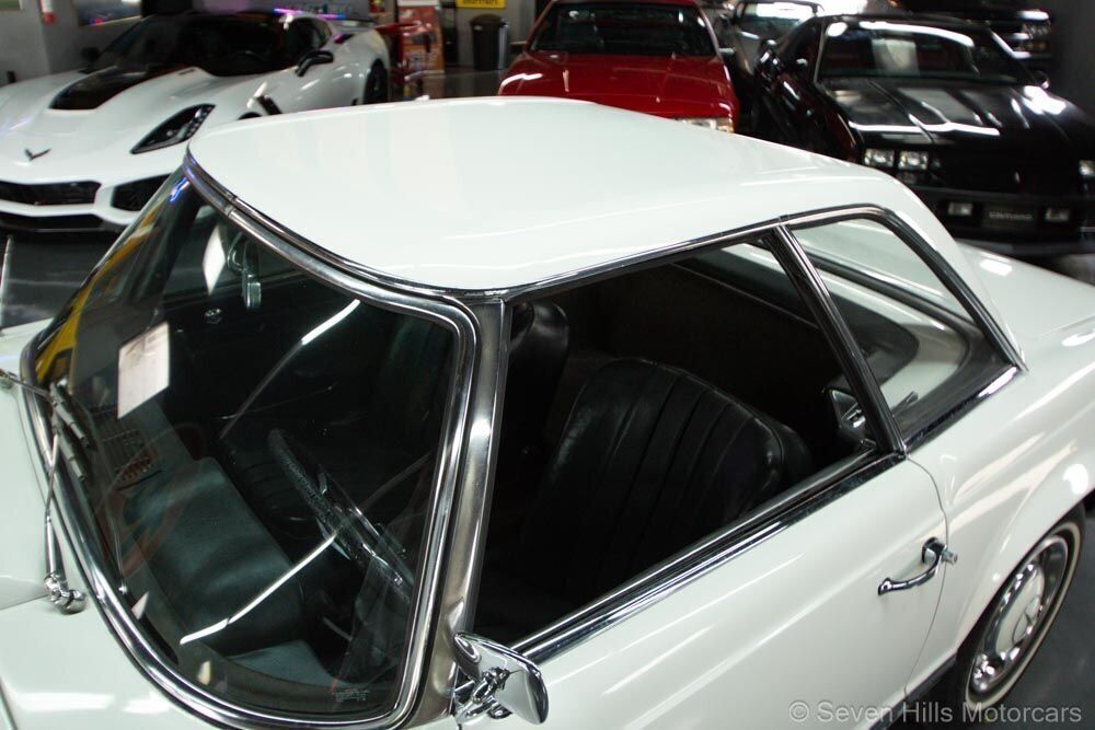 1967 Mercedes-Benz 250SL Low Miles, EXCELLENT CONDITION - photo 11