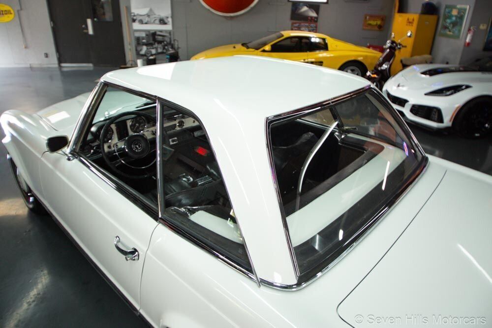 1967 Mercedes-Benz 250SL Low Miles, EXCELLENT CONDITION - photo 13