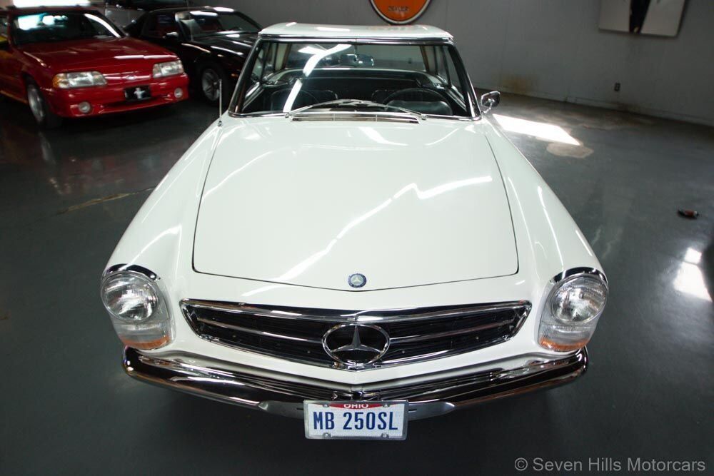 1967 Mercedes-Benz 250SL Low Miles, EXCELLENT CONDITION - photo 3