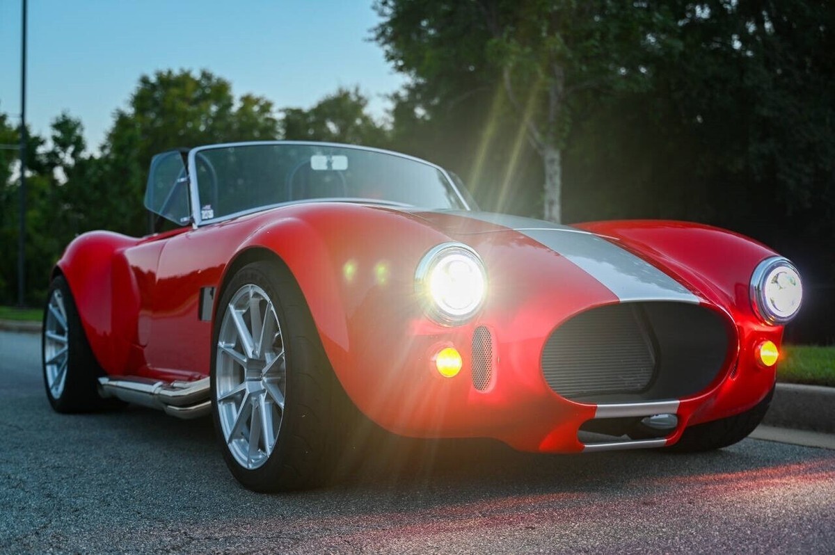 1965 Shelby Cobra MK5 Roadster Factory Five - photo 9