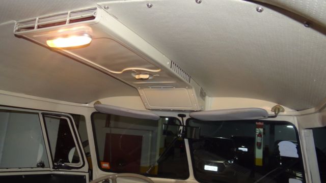 1970 Volkswagen Combi - photo 11