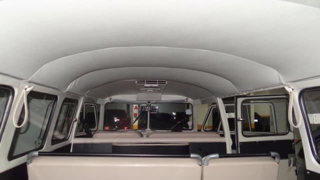 1970 Volkswagen Combi - photo 13