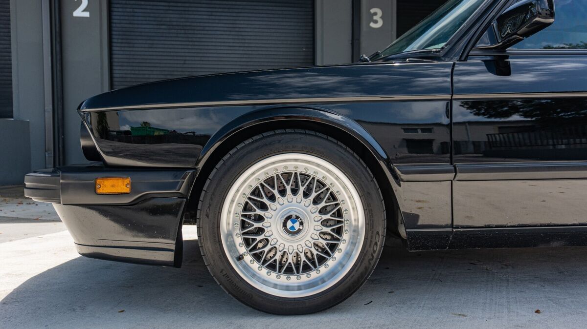 1988 BMW M5 E28 - photo 2