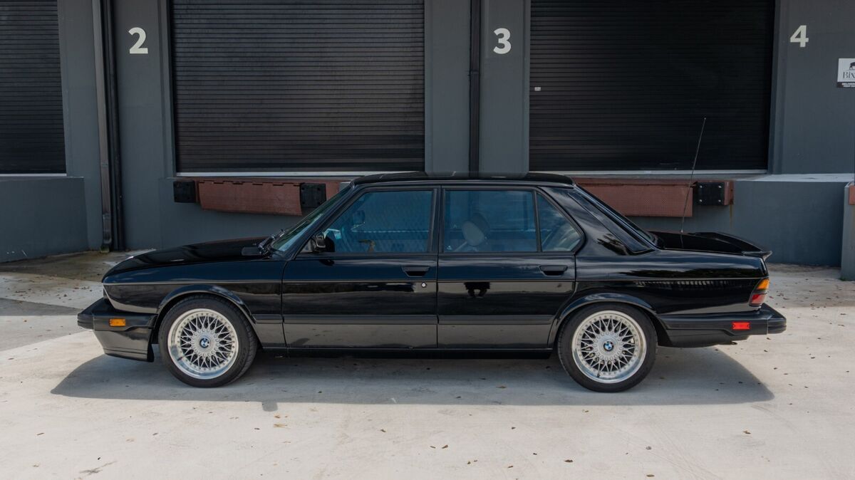 1988 BMW M5 E28 - photo 3