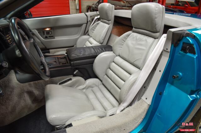 1992 Chevrolet Corvette Convertible - photo 10