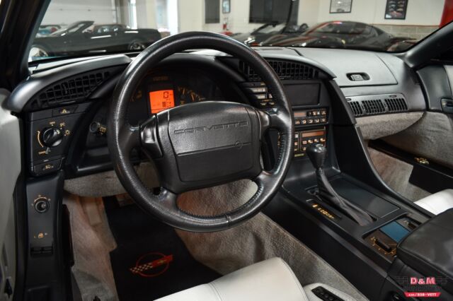1992 Chevrolet Corvette Convertible - photo 11
