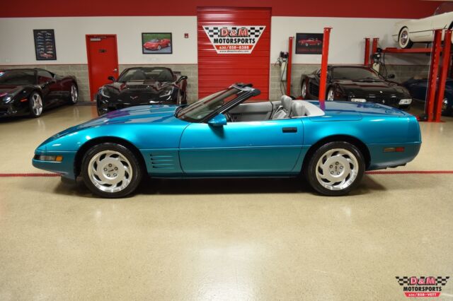 1992 Chevrolet Corvette Convertible - photo 2