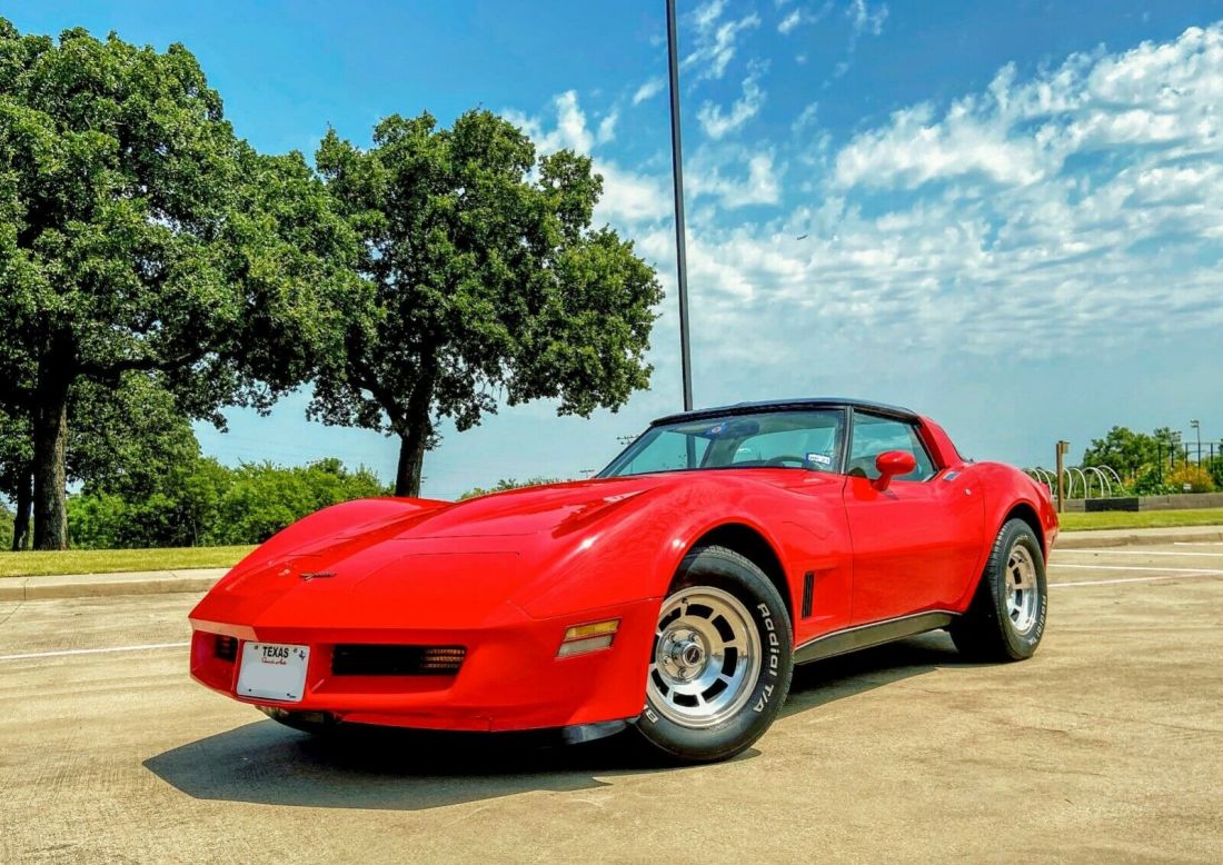 Bright Red 350 V8, Auto, A/C, T-Tops, Immaculate Condition, Runs & Drives Great 1980 Chevrolet Corvette