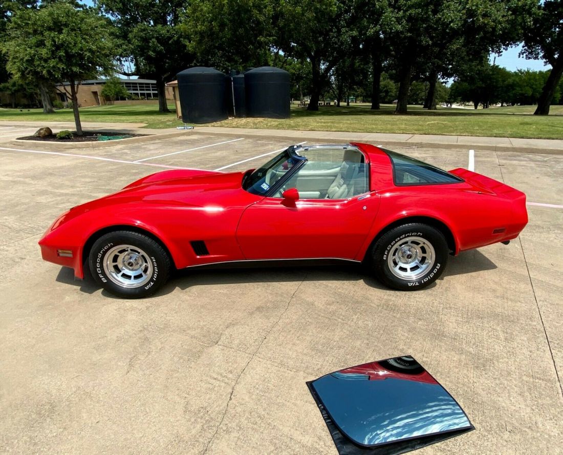 1980 Chevrolet Corvette - photo 12
