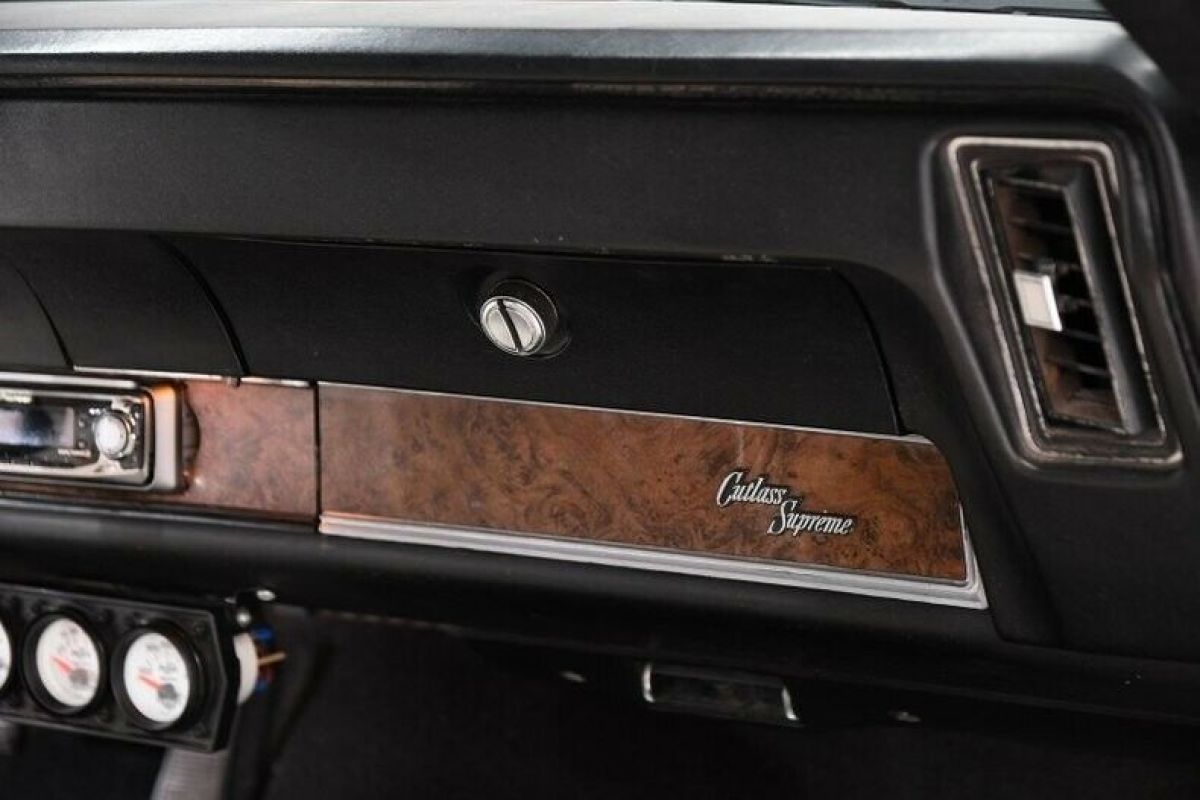 1970 Oldsmobile Cutlass - photo 12