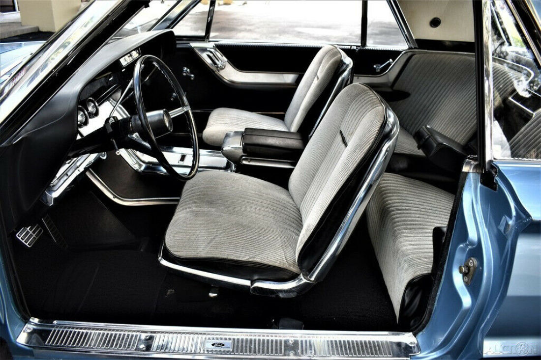 1964 Ford Thunderbird 390ci, Auto, Power Steering & Brakes - photo 11