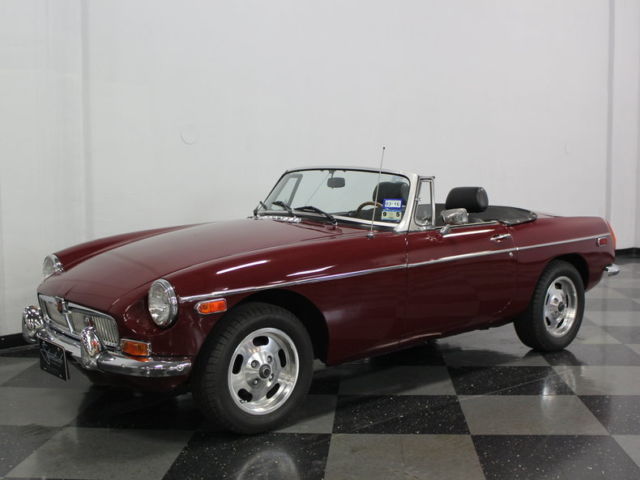 BRITISH CHROME BUMPERS, DUAL CARBS, GREAT RUNNING MG, NICE INTERIOR, CLEAN CAR! 1979 MG MGB