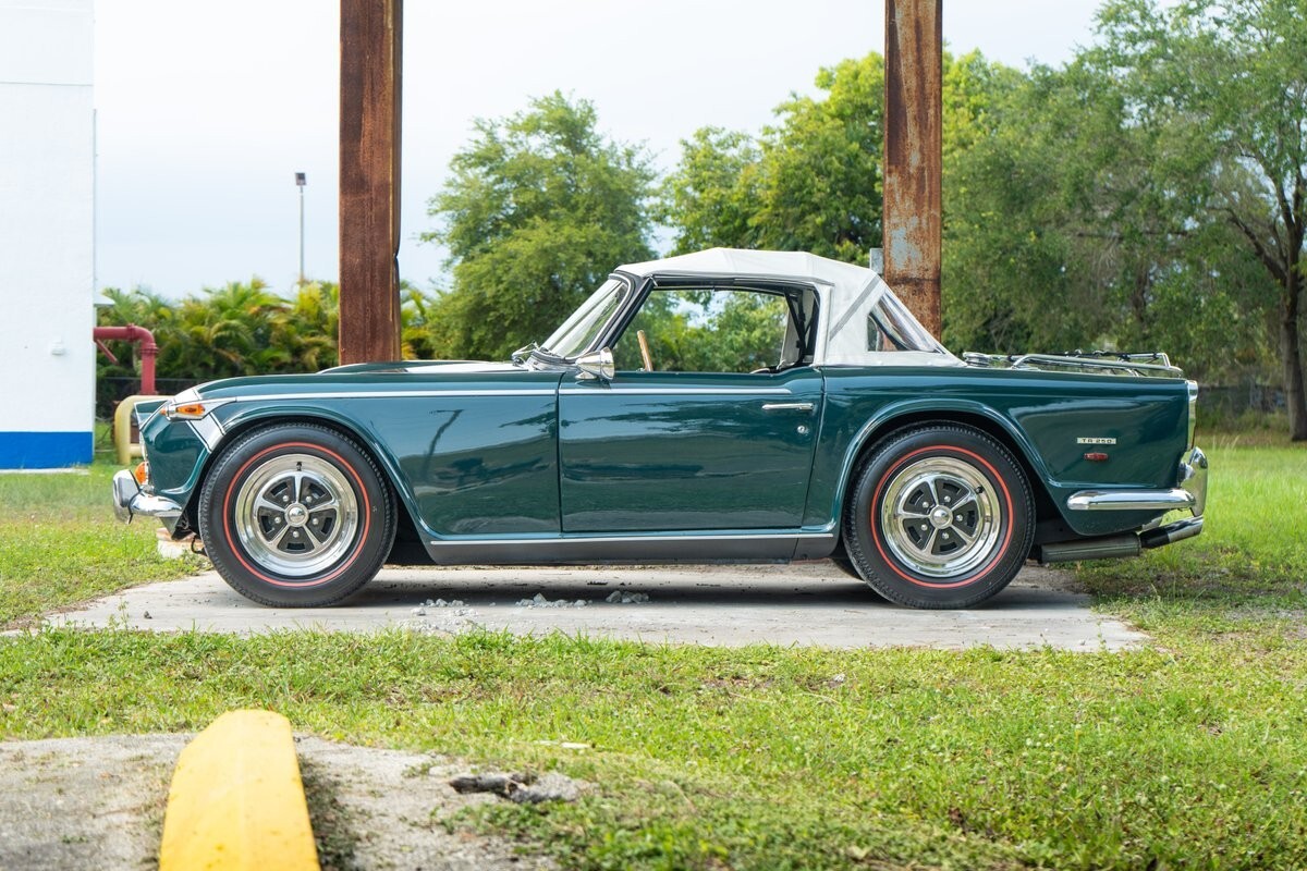 1968 Triumph TR250 - photo 2