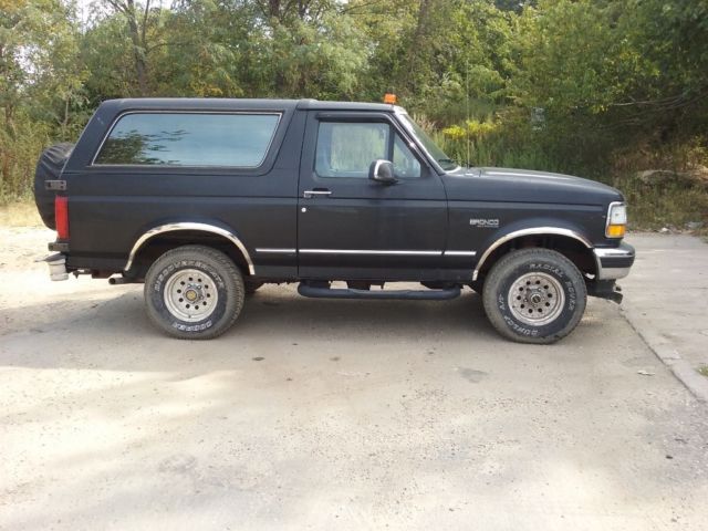 1993 Ford Bronco - photo 2