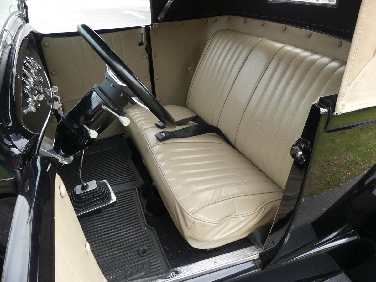 1931 Ford Model A Roadster - photo 3