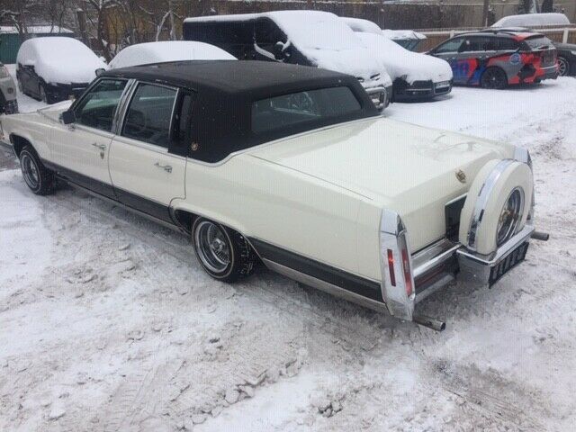 1987 Cadillac Fleetwood - photo 3