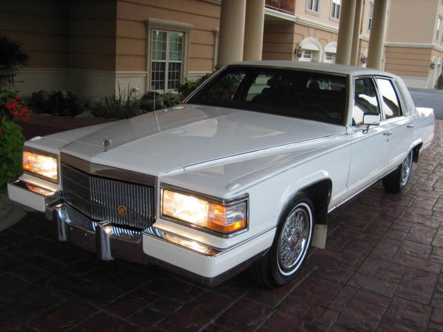 Brougham / NO RESERVE / 29k orig miles / 1 family owned / 5.7 / 100 pics 1990 Cadillac Fleetwood Brougham