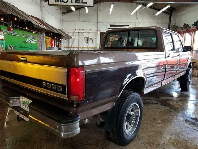 1992 Ford F-350 Base 4dr 4WD Crew Cab LB - photo 11
