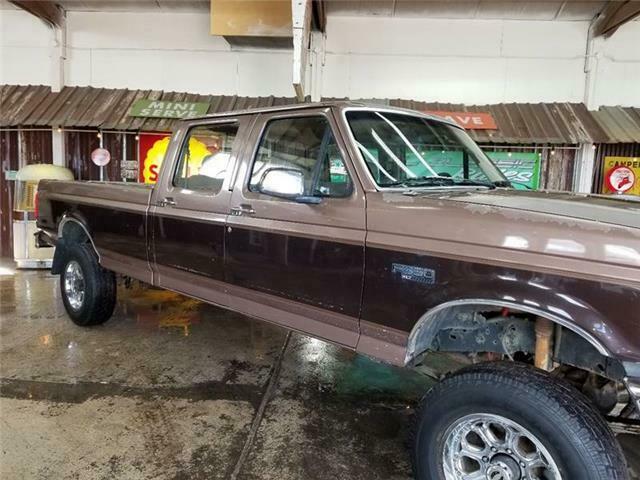 1992 Ford F-350 Base 4dr 4WD Crew Cab LB - photo 12