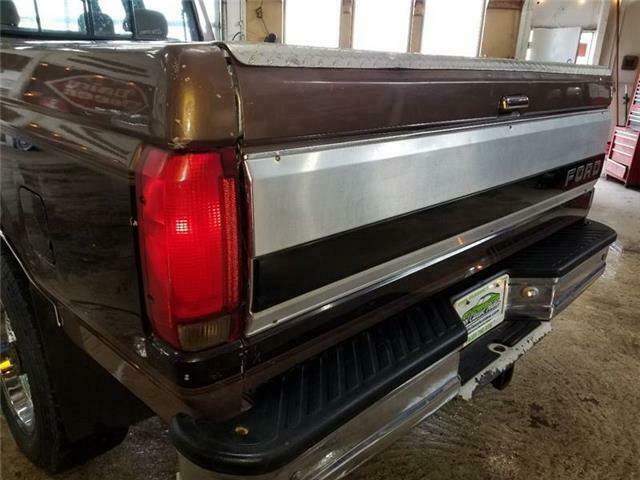 1992 Ford F-350 Base 4dr 4WD Crew Cab LB - photo 9