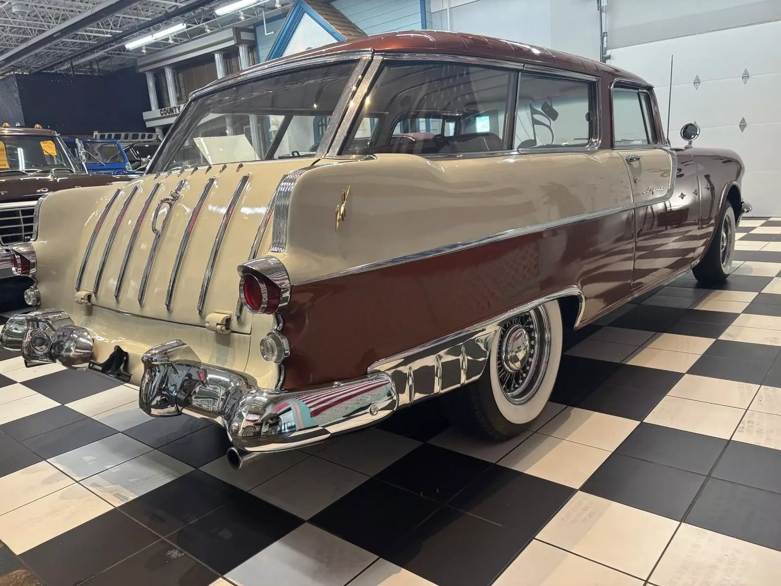 1955 Pontiac Safari - photo 7