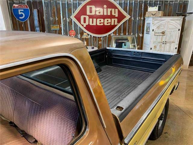 1973 Ford F-350 Ranger XLT Camper Special - photo 7