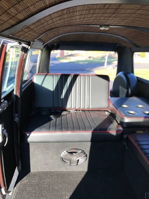 1977 Volkswagen Bus/Vanagon -CRUISE N STYLE - SEE VIDEO - photo 12