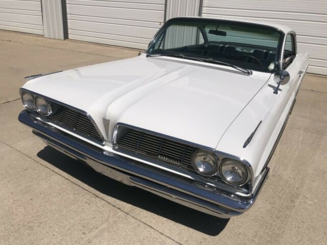 1961 Pontiac Bonneville BUBBLE TOP - photo 2