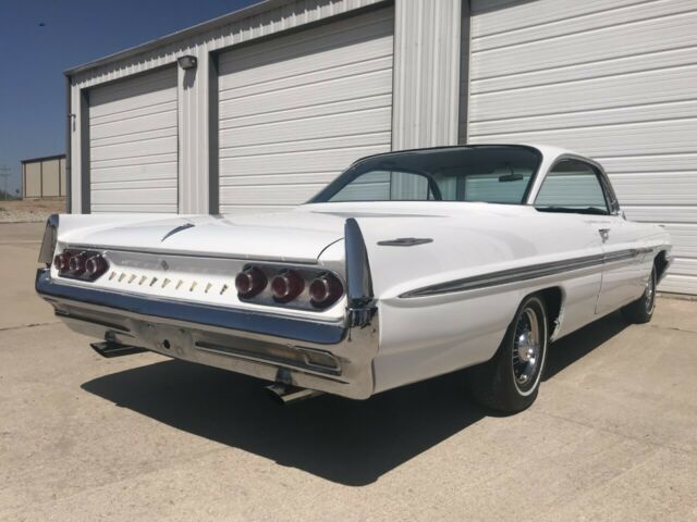 1961 Pontiac Bonneville BUBBLE TOP - photo 7
