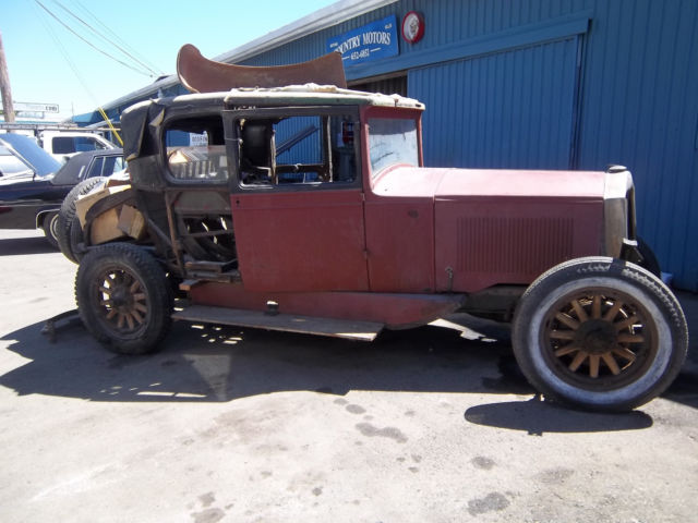 Buick 1926 coupe. Needs complete restoration or great for all the parts you need 1926 Buick Other 2 door coupe