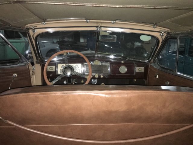 1938 Buick Roadmaster Convertible - photo 3