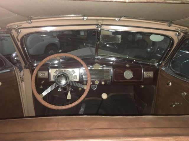1938 Buick Roadmaster Convertible - photo 4