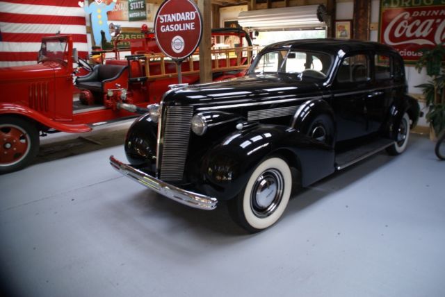 BUICK 60 CENTURY 8 CYL LIKE CADILLAC PACKARD FRAME OFF CLASSIC 1937 COLLECTIBLE 1937 Buick Other CENTURY