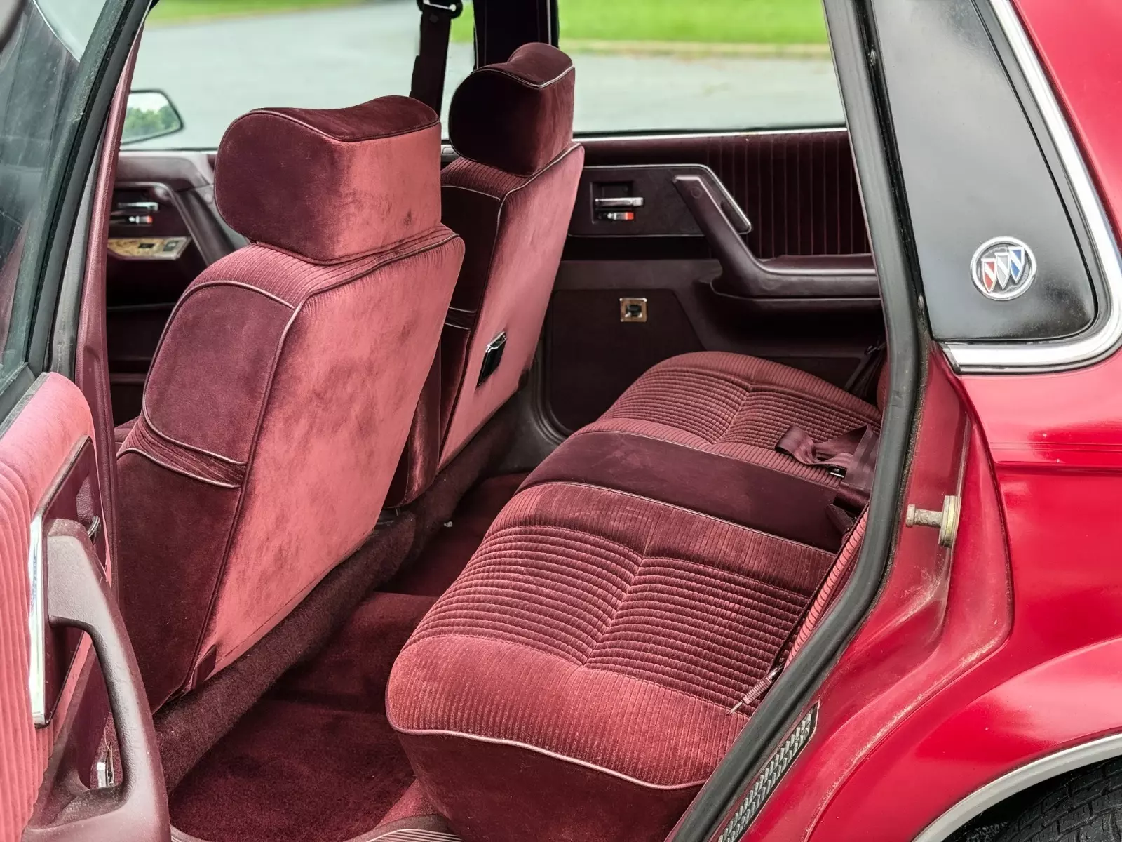 1993 Buick Century 132K LOW MILES VERY CLEAN NO RUST RUNS NEW NO RESERVE - photo 12