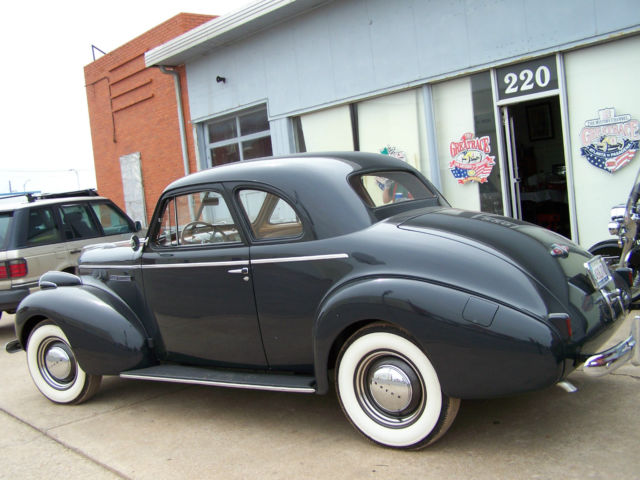 1939 Buick Model 40 Business Coupe