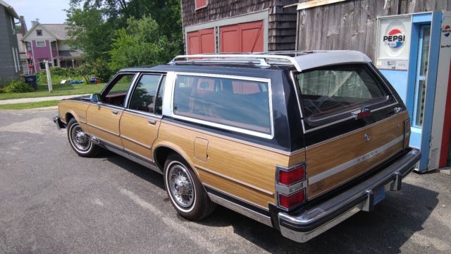 1990 Buick Estate Wagon - photo 2