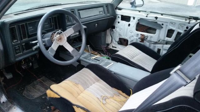 1984 Buick Grand National Black - photo 5