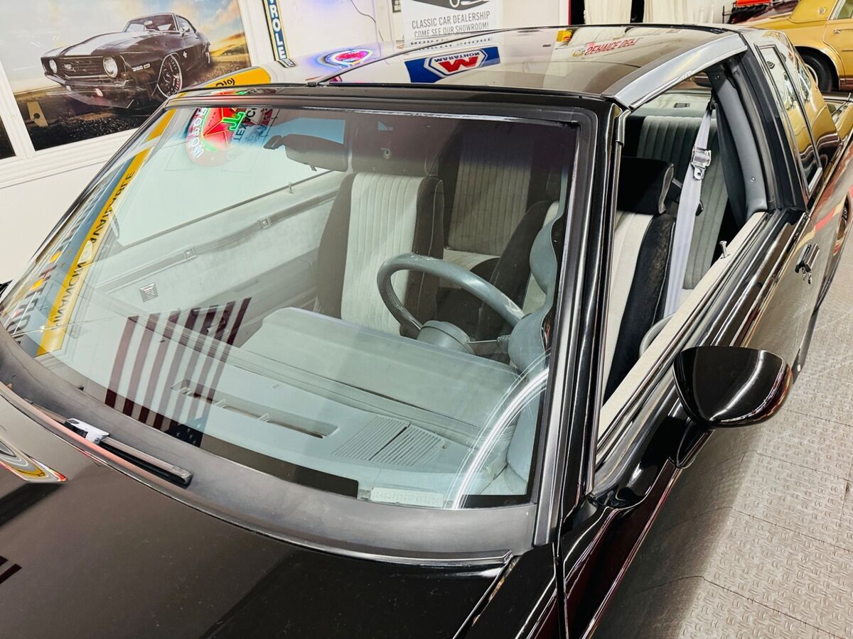 1987 Buick Grand National - T-TOPS - CLEAN BODY - SEE VIDEO - photo 10