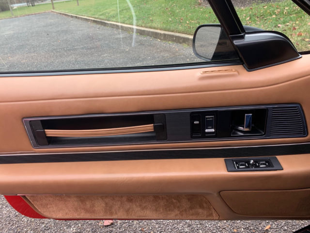 1988 Buick Reatta - photo 10