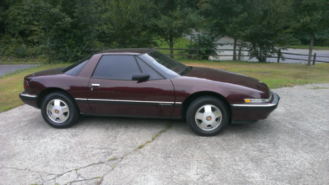 Buick Reatta 1998 with leather 16 way seats 1989 Buick Reatta Coupe