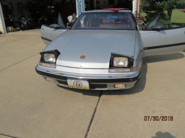 1989 Buick Reatta - photo 7