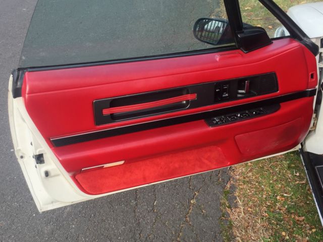 1991 Buick Reatta - photo 8