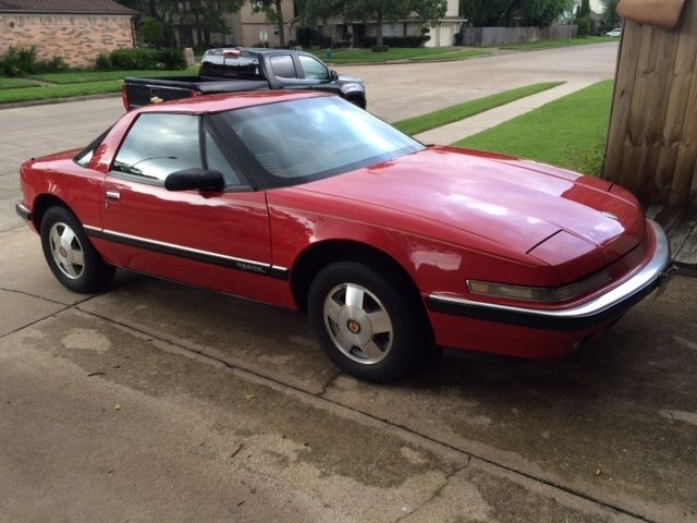 BUICK REATTA WITH 142K MILES IN GOOD DAILY DRIVER CONDITION-NORMAL WEAR & TEAR 1990 Buick Reatta